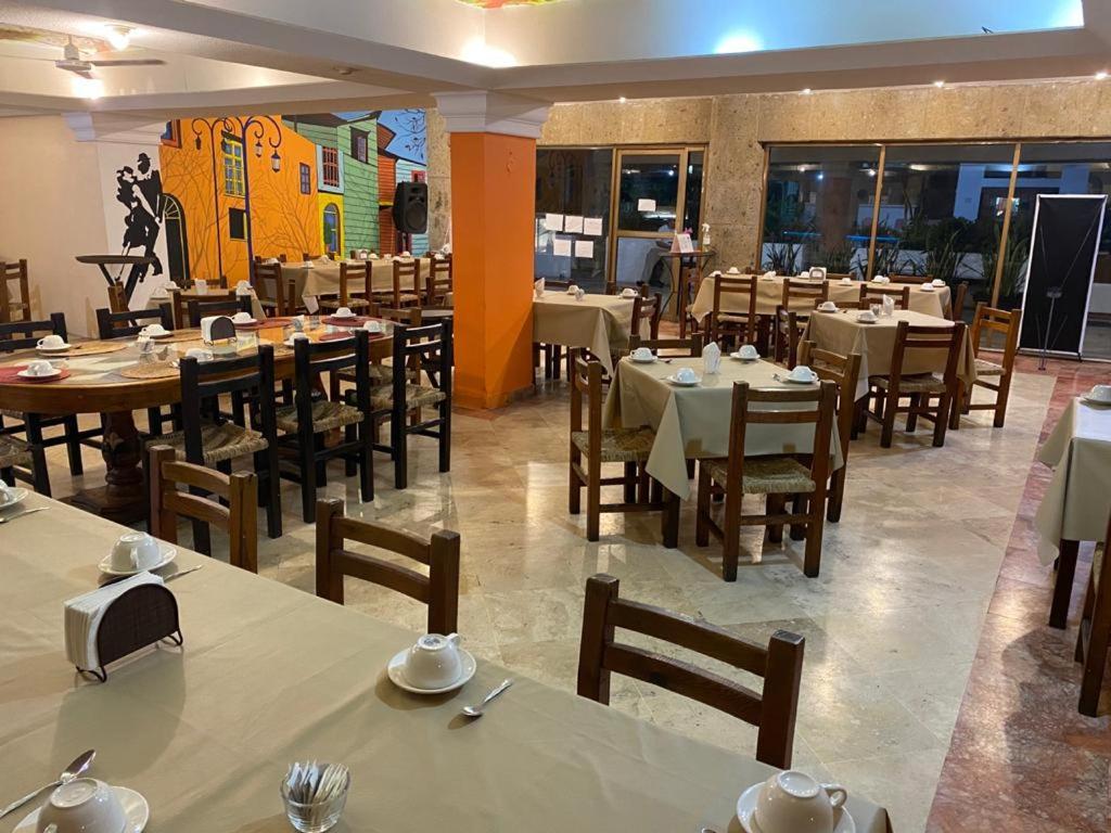Solamar Inn Масатлан Екстериор снимка